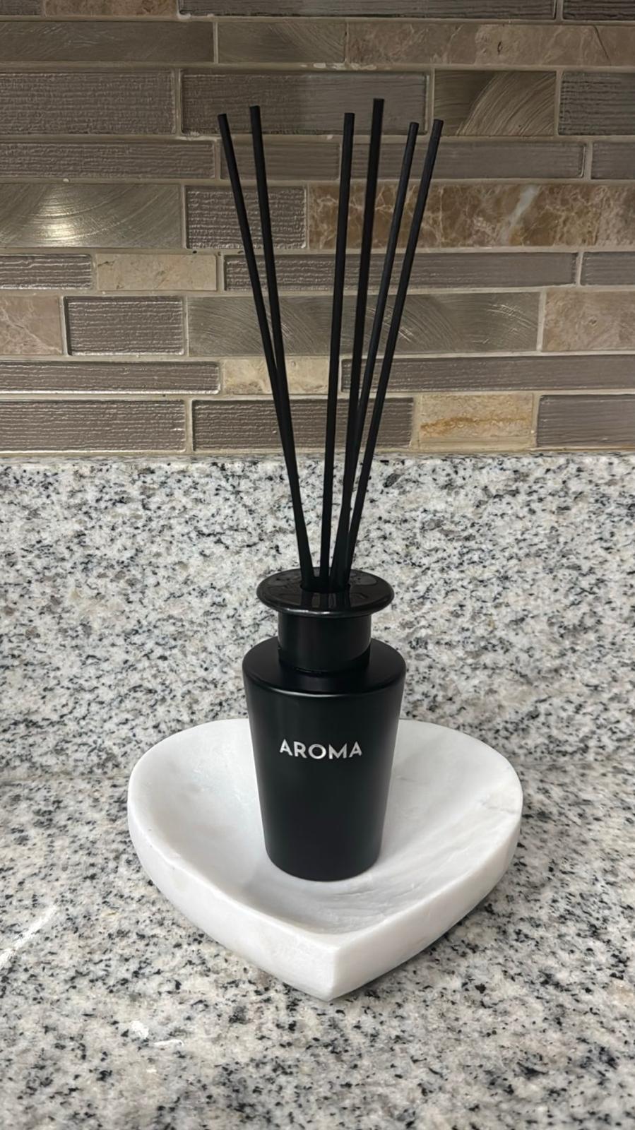 Reed Diffuser Scent in Black